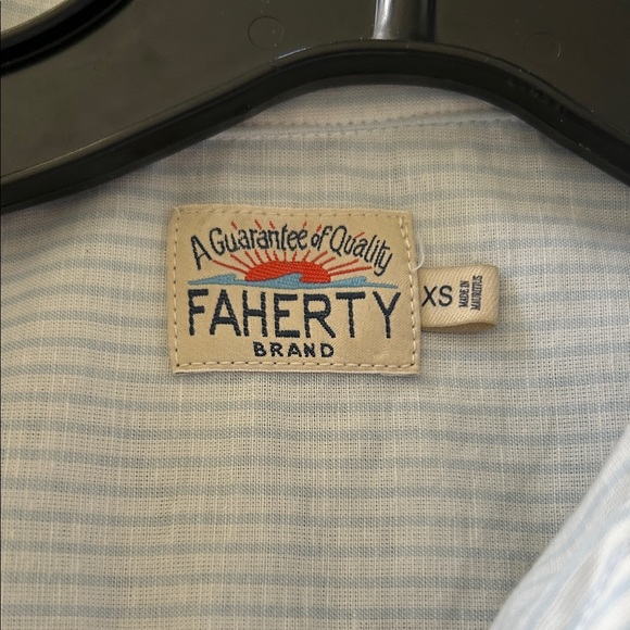 Faherty Linen blend buttton up Shirt size XS - Picture 7 of 10